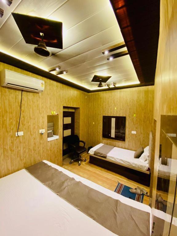 Namo Guest House Only For Indians Varanasi Eksteriør billede